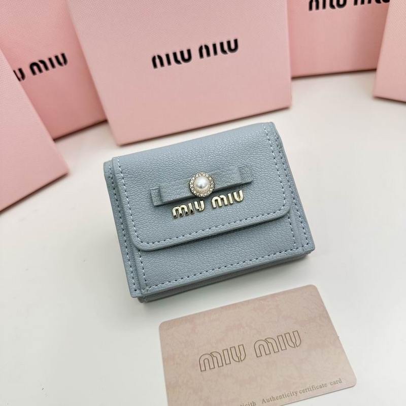 MiuMiu Wallets 3